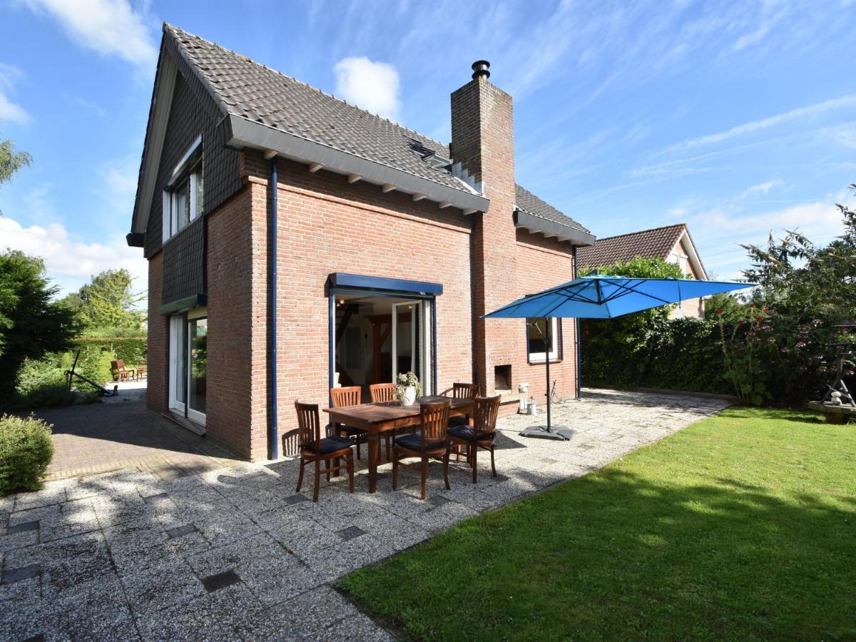 Holiday Home In Zeeland With Wide Views Bruinisse Exterior photo